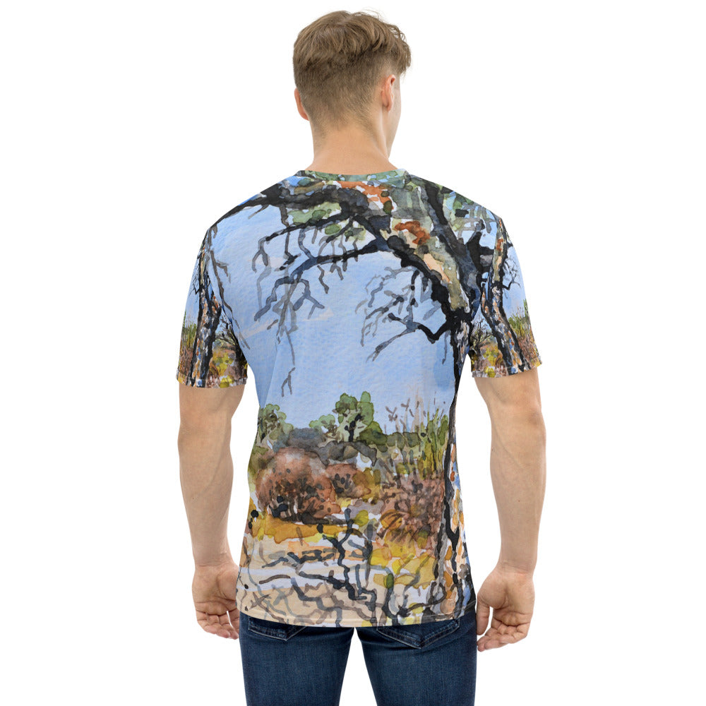 Towering tree branches - Men's T-shirt