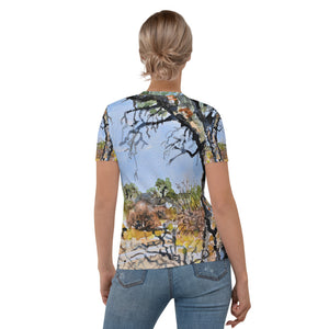 Towering tree branches - Women's T-shirt