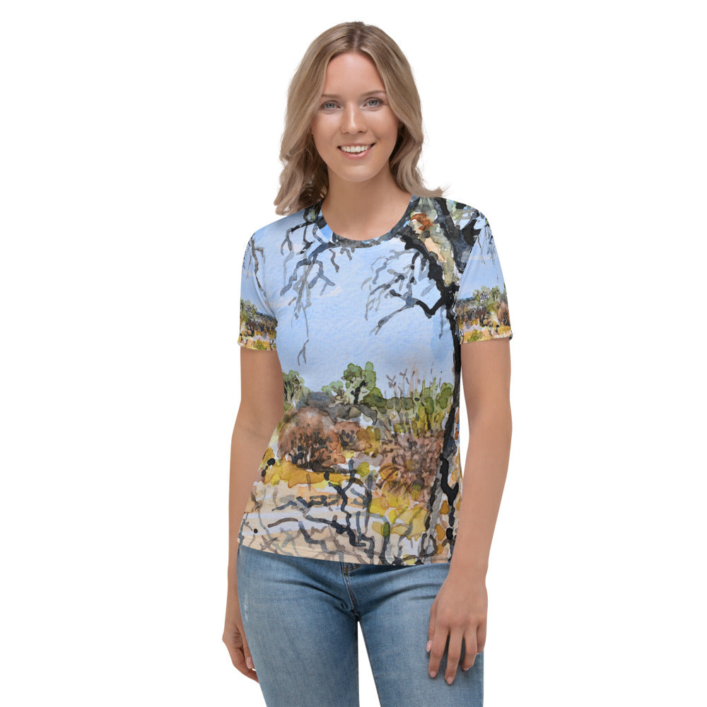 Towering tree branches - Women's T-shirt